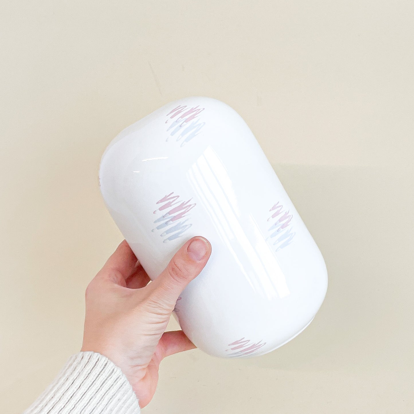 Céramique de Beauce white graffiti vase