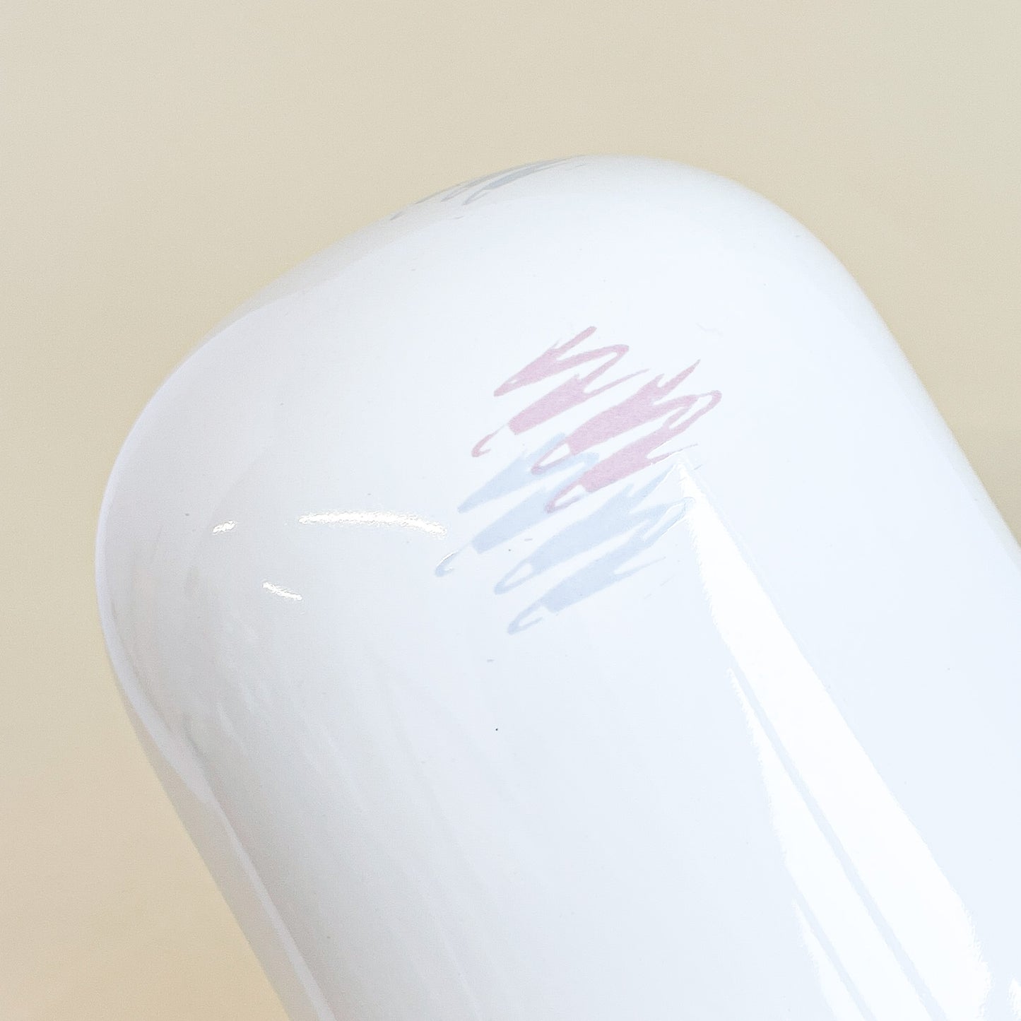 Céramique de Beauce white graffiti vase