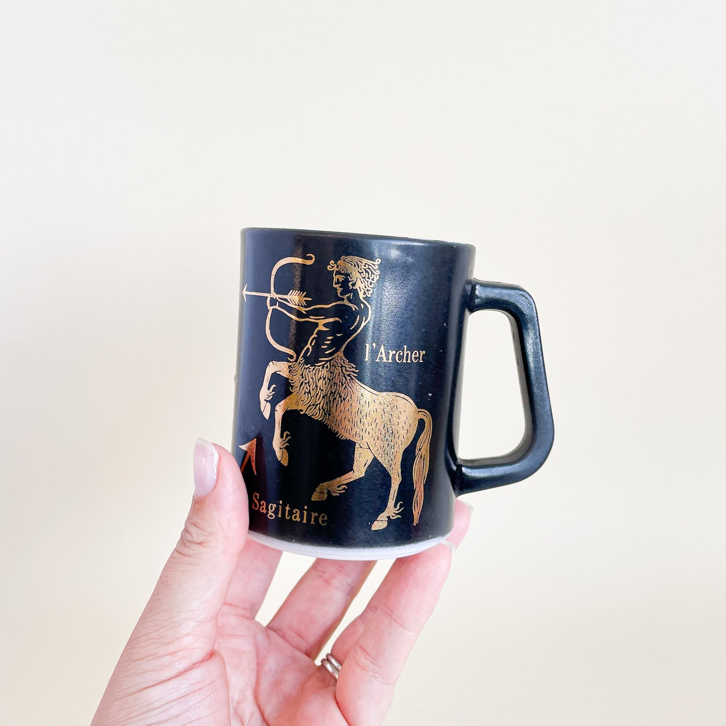 Federal Glass Sagittarius mug