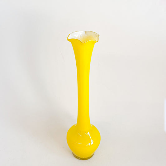 Grand soliflore en verre soufflé jaune