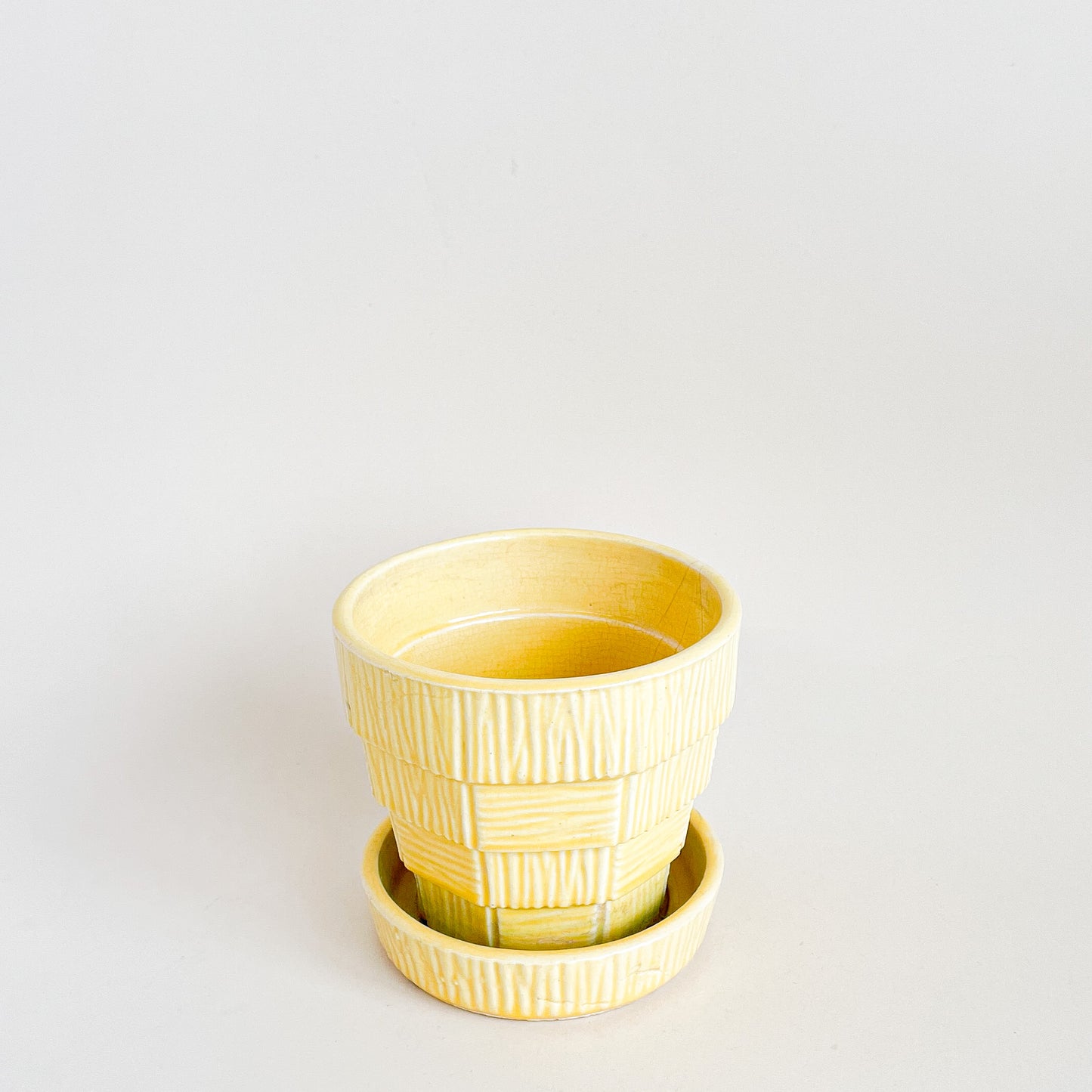 Cache-pot en céramique jaune McCoy