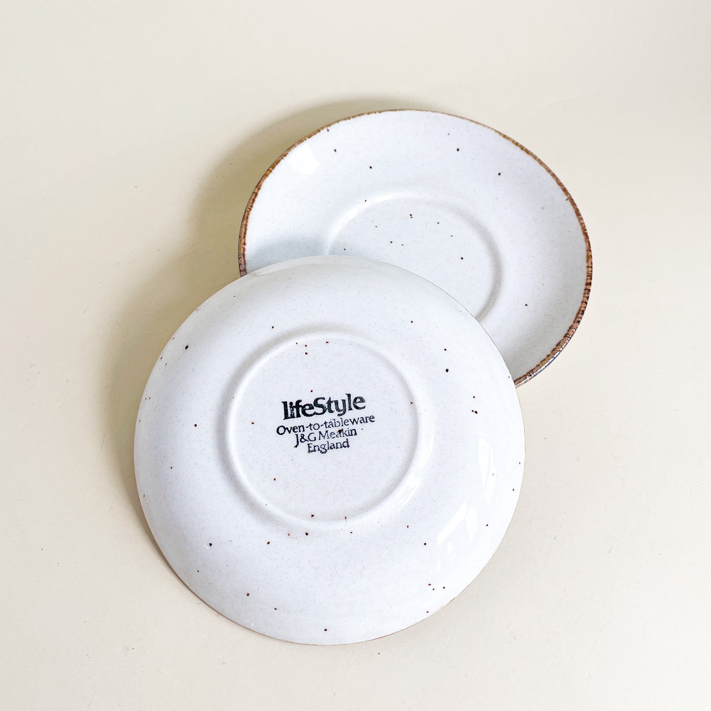 J&G Meakin Lifestyle saucers plates duo