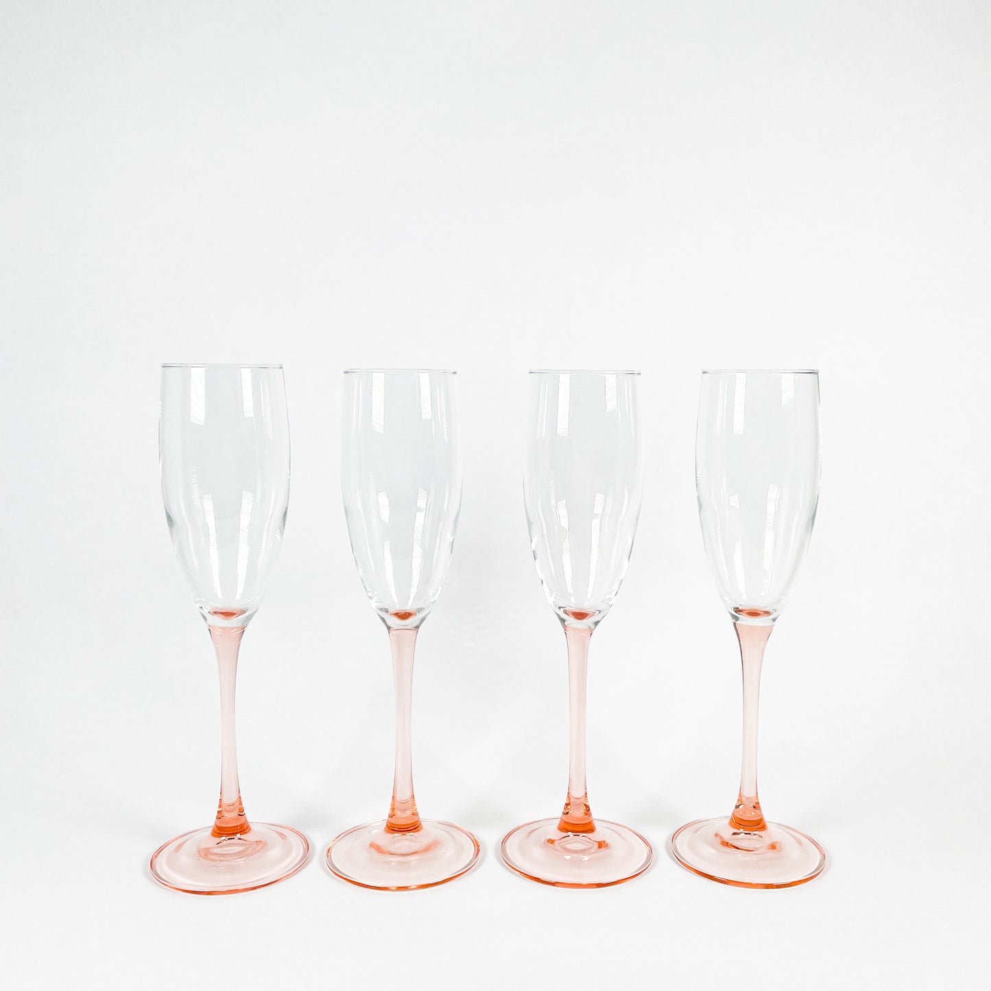 Ensemble de flûtes à champagne roses