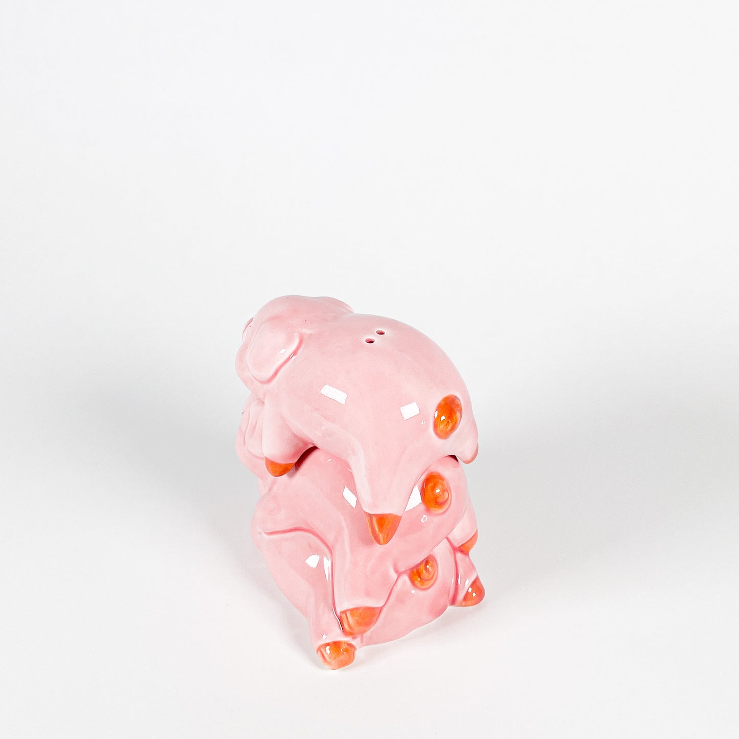 1994 piggy salt and pepper shaker