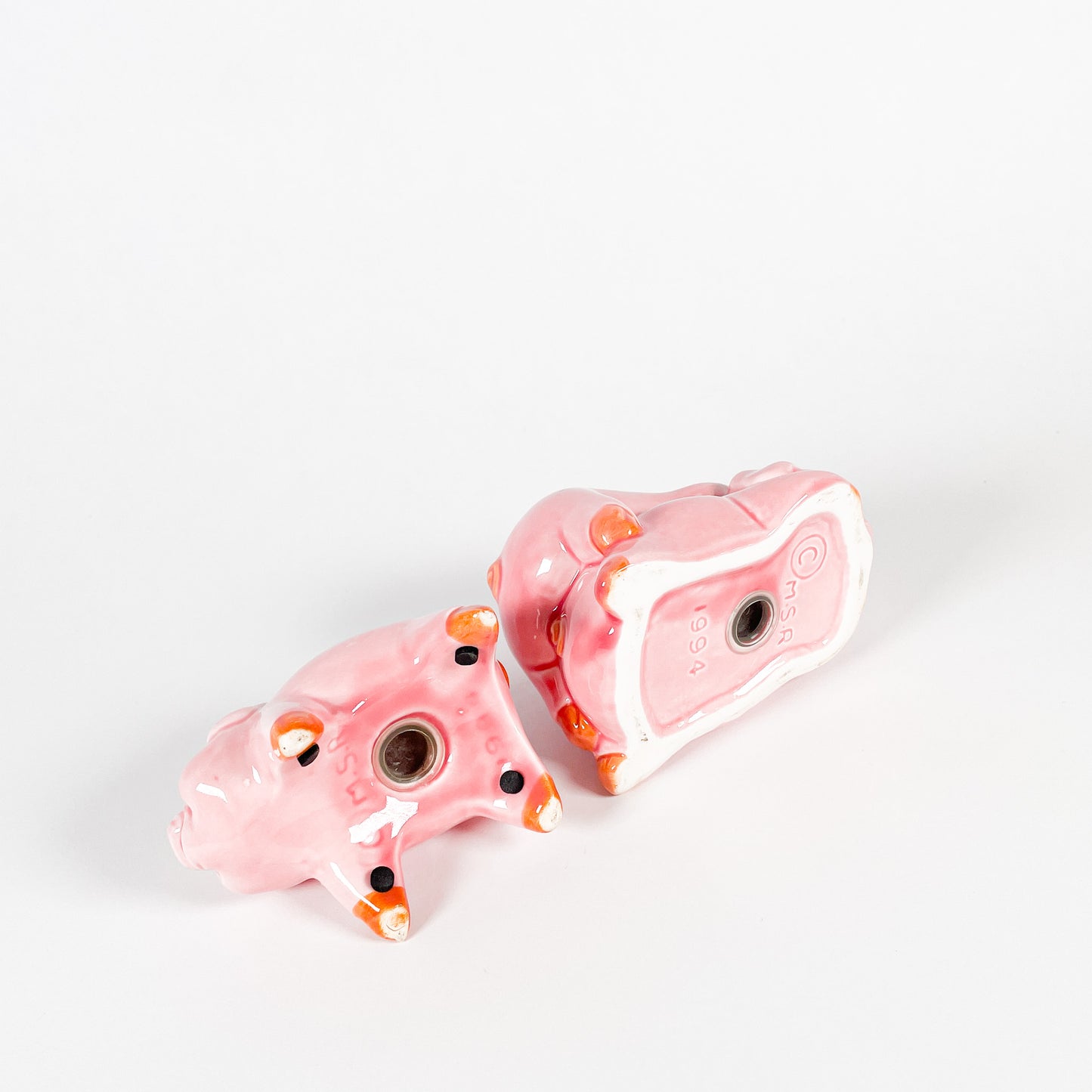 1994 piggy salt and pepper shaker