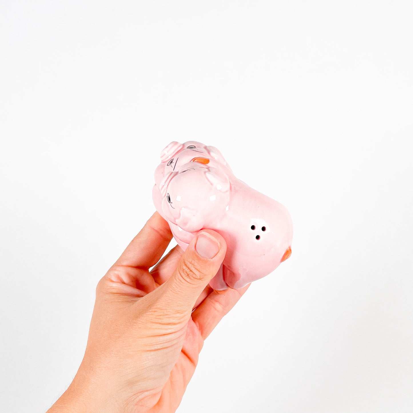 1994 piggy salt and pepper shaker