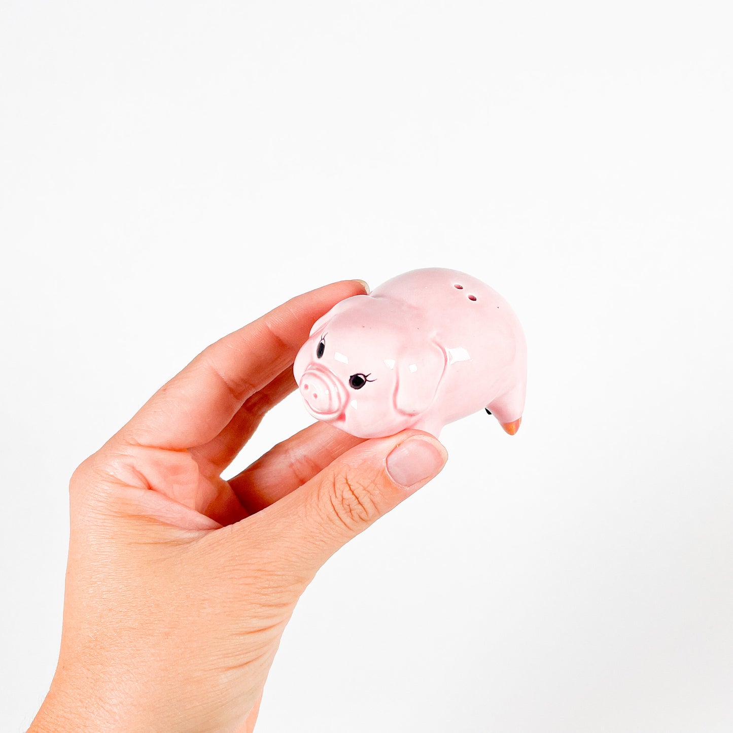 1994 piggy salt and pepper shaker