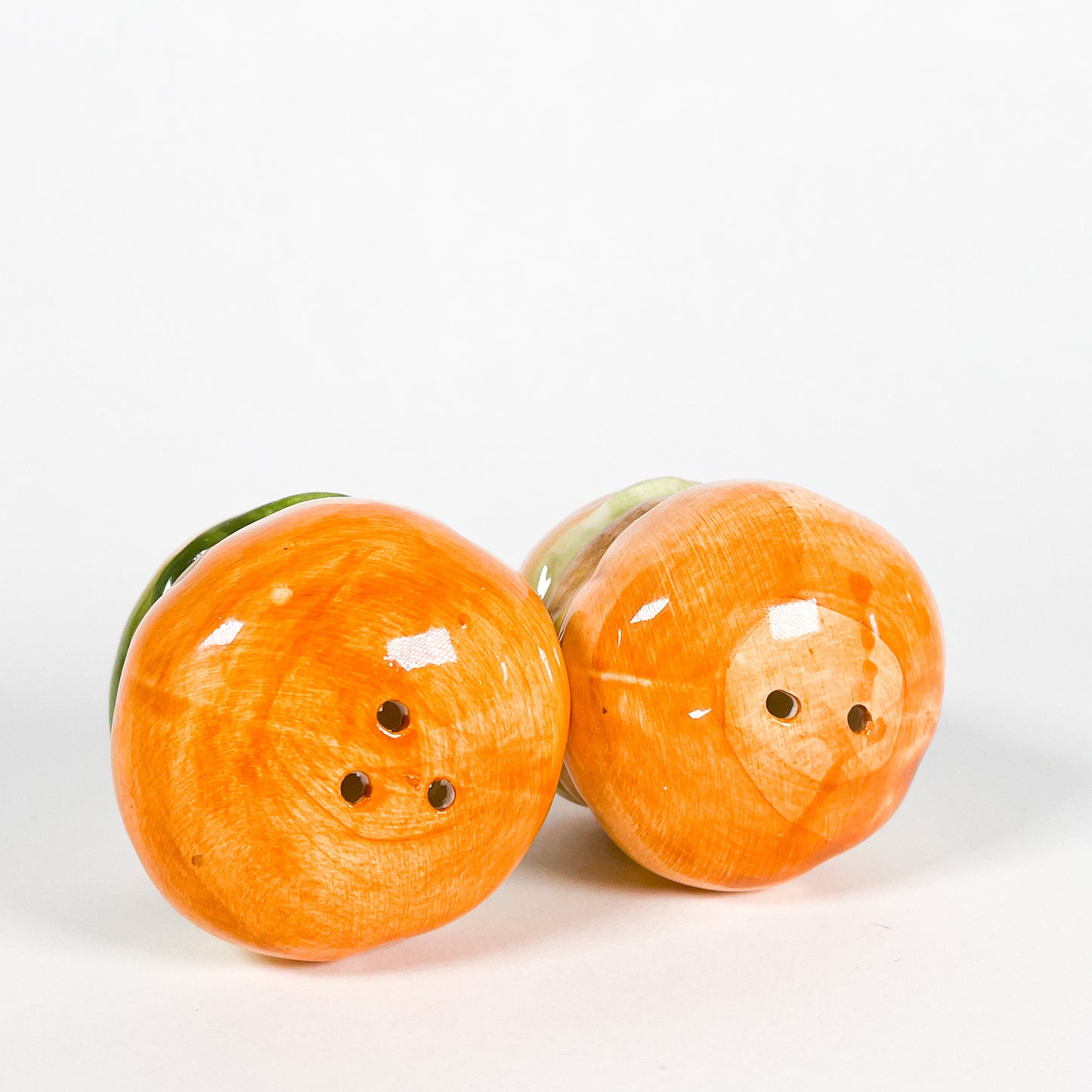 Hamburgers salt and pepper shakers