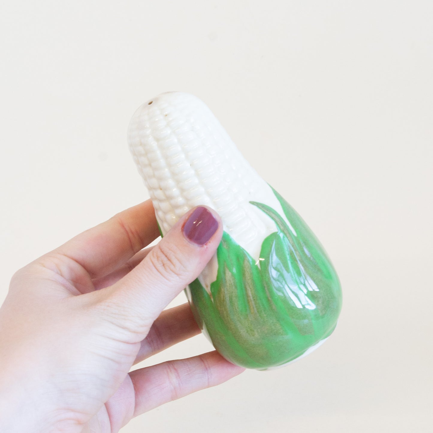Corn salt and pepper shaker