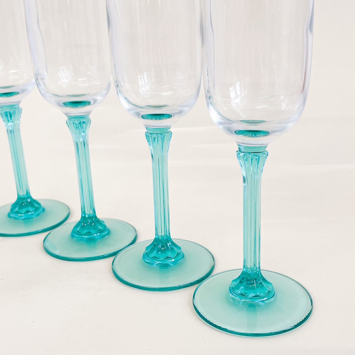 Turquoise ribbed champagne flutes