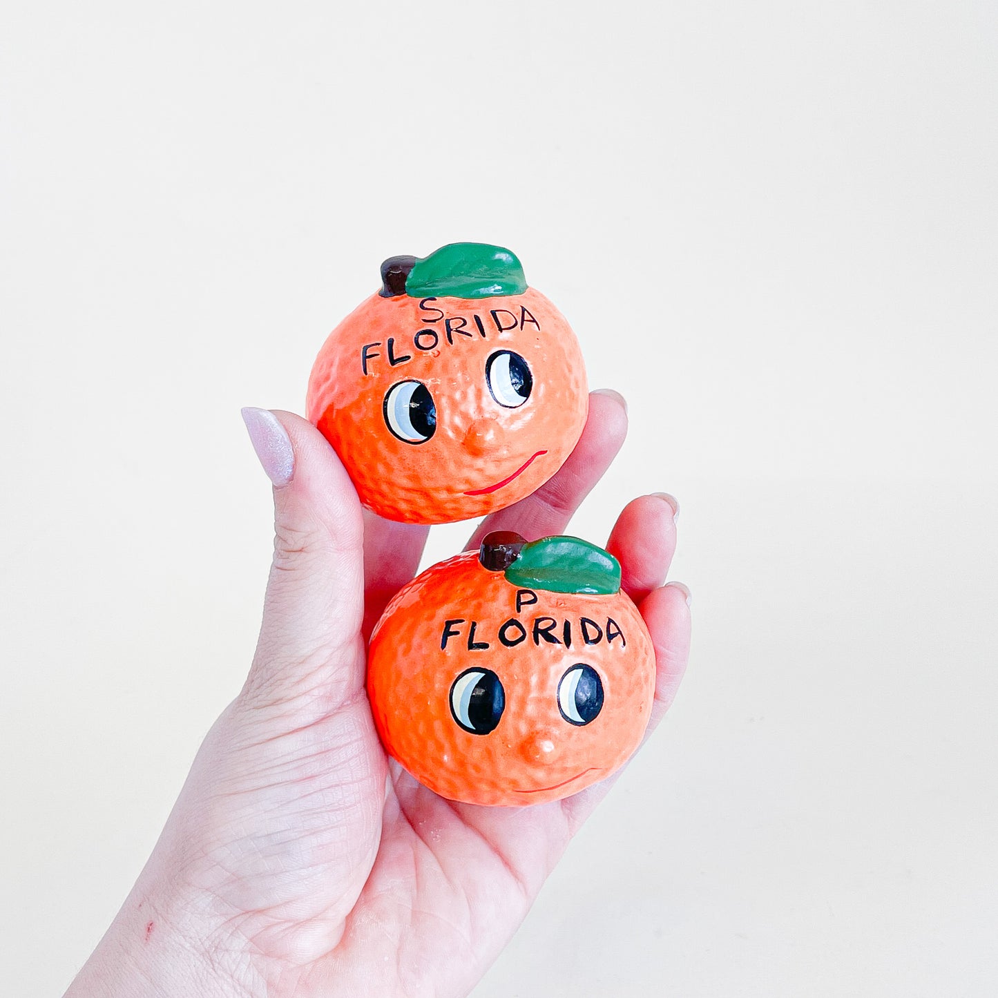 Florida orange salt and pepper shakers
