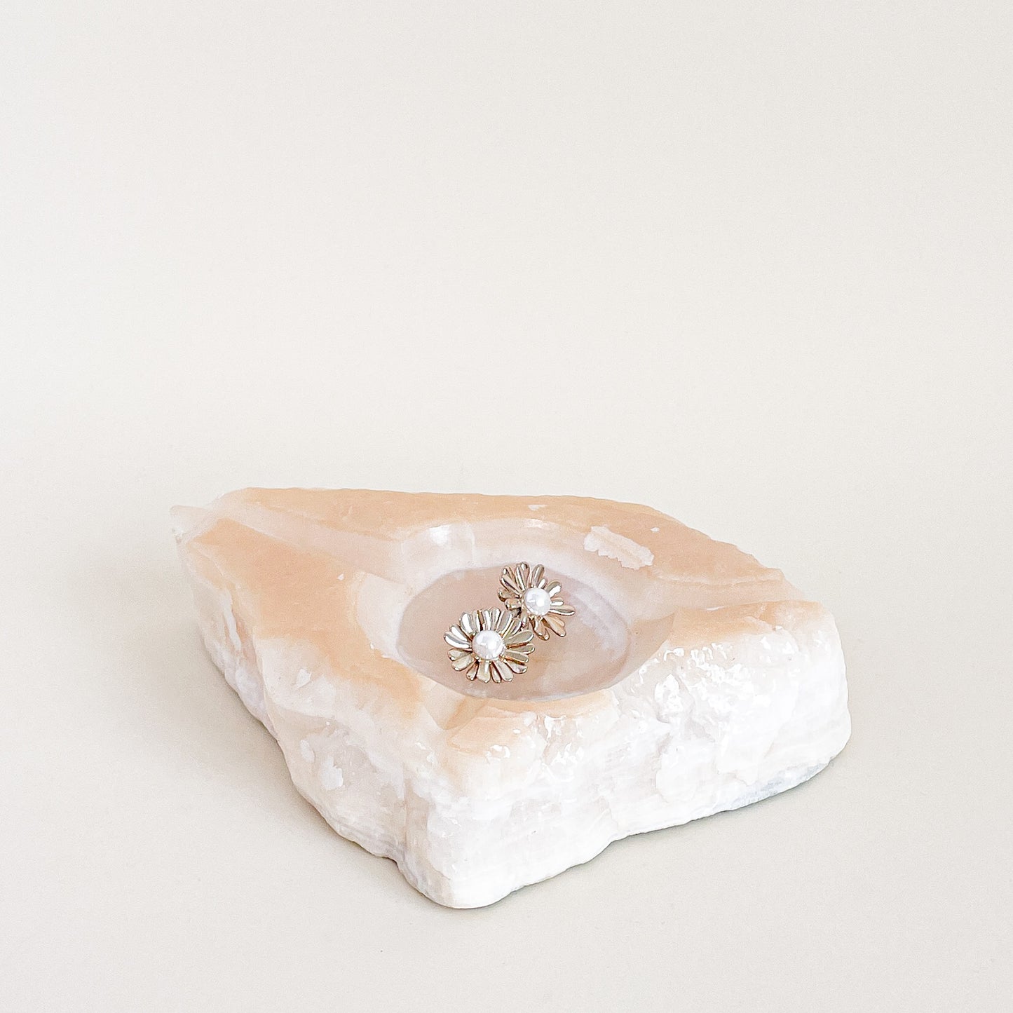 Beige stone catch all