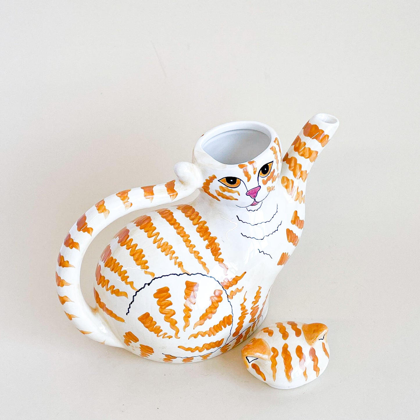 Ginger cat teapot