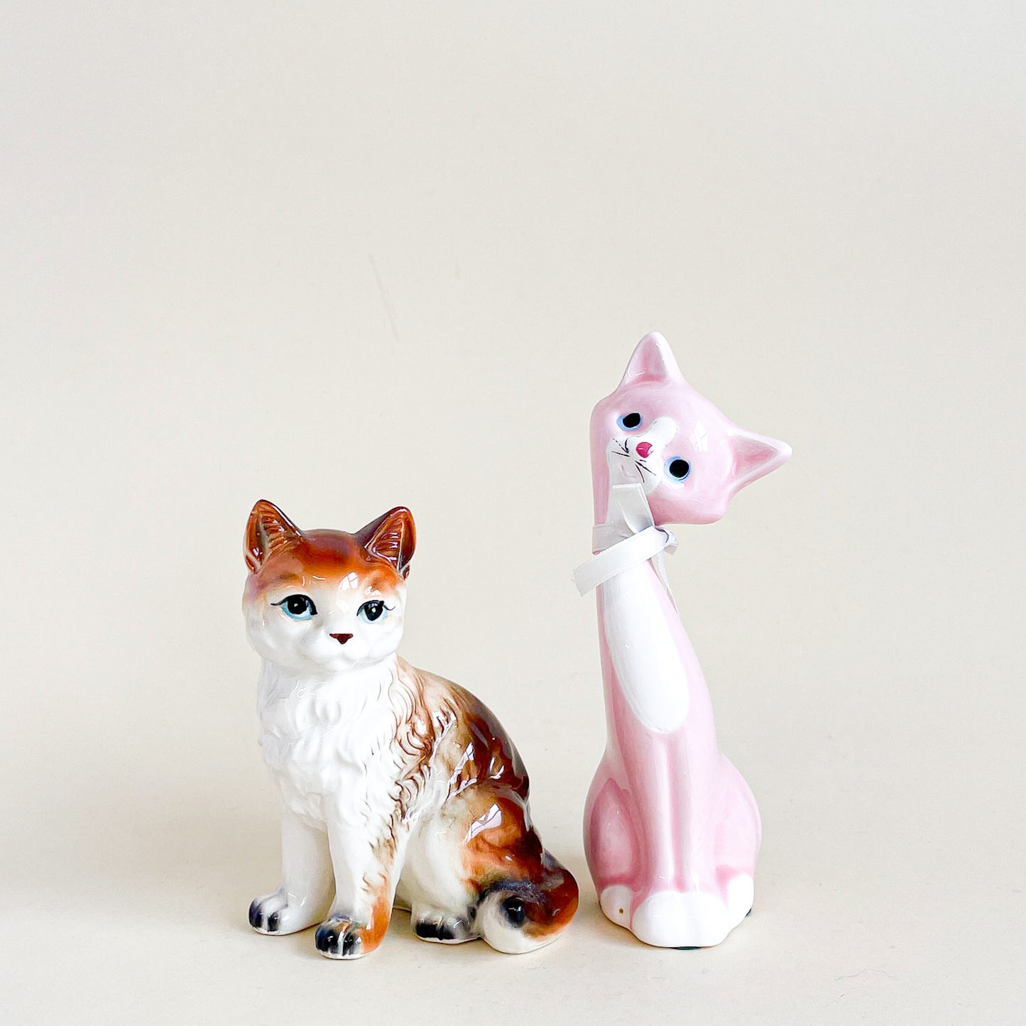 Little ceramic cats