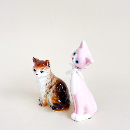 Little ceramic cats