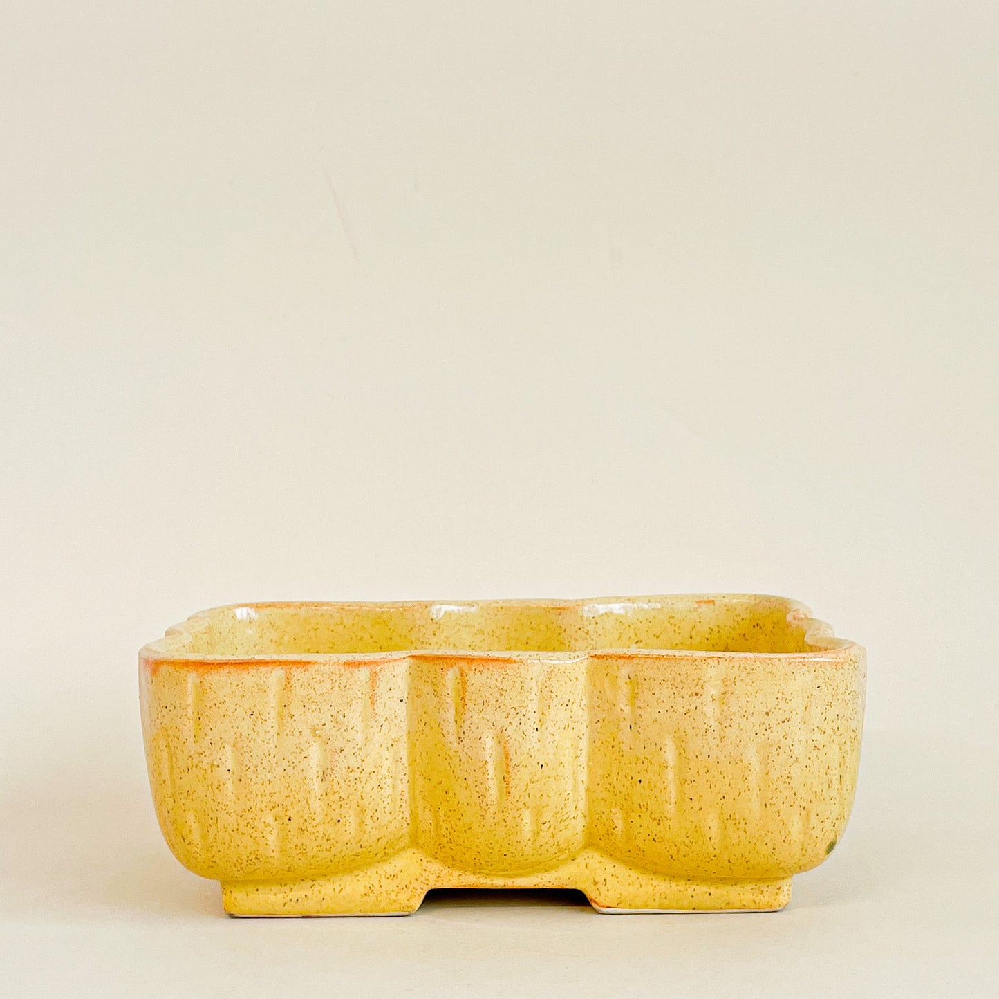 Yellow planter Upco USA