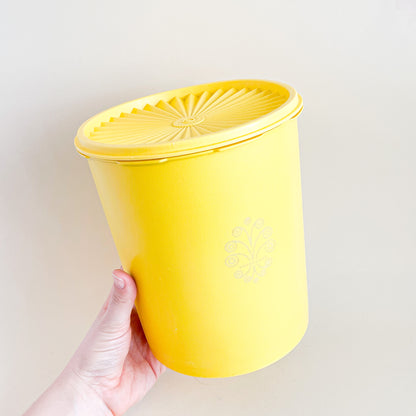 Contenant Tupperware Servalier jaune