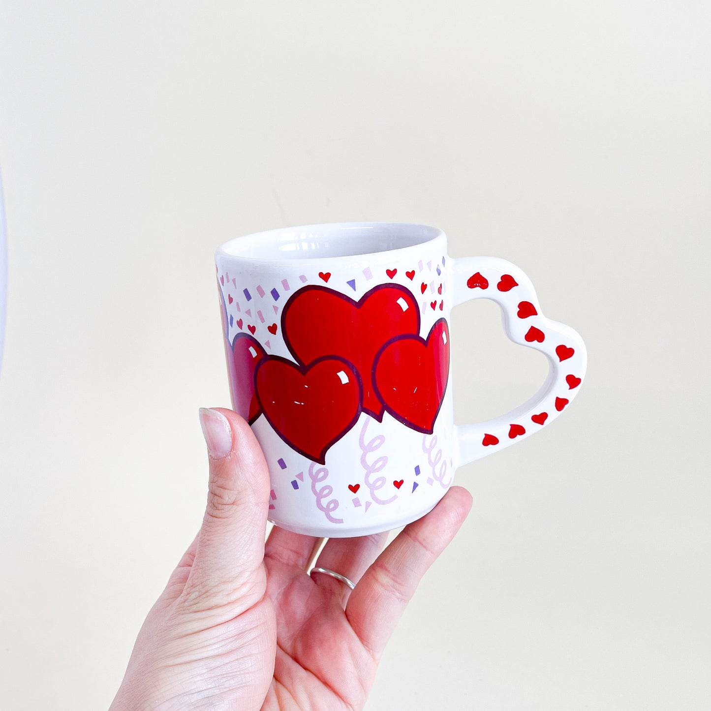 Tasse coeurs ballons