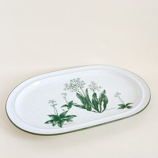 Large Noritake stoneware plate