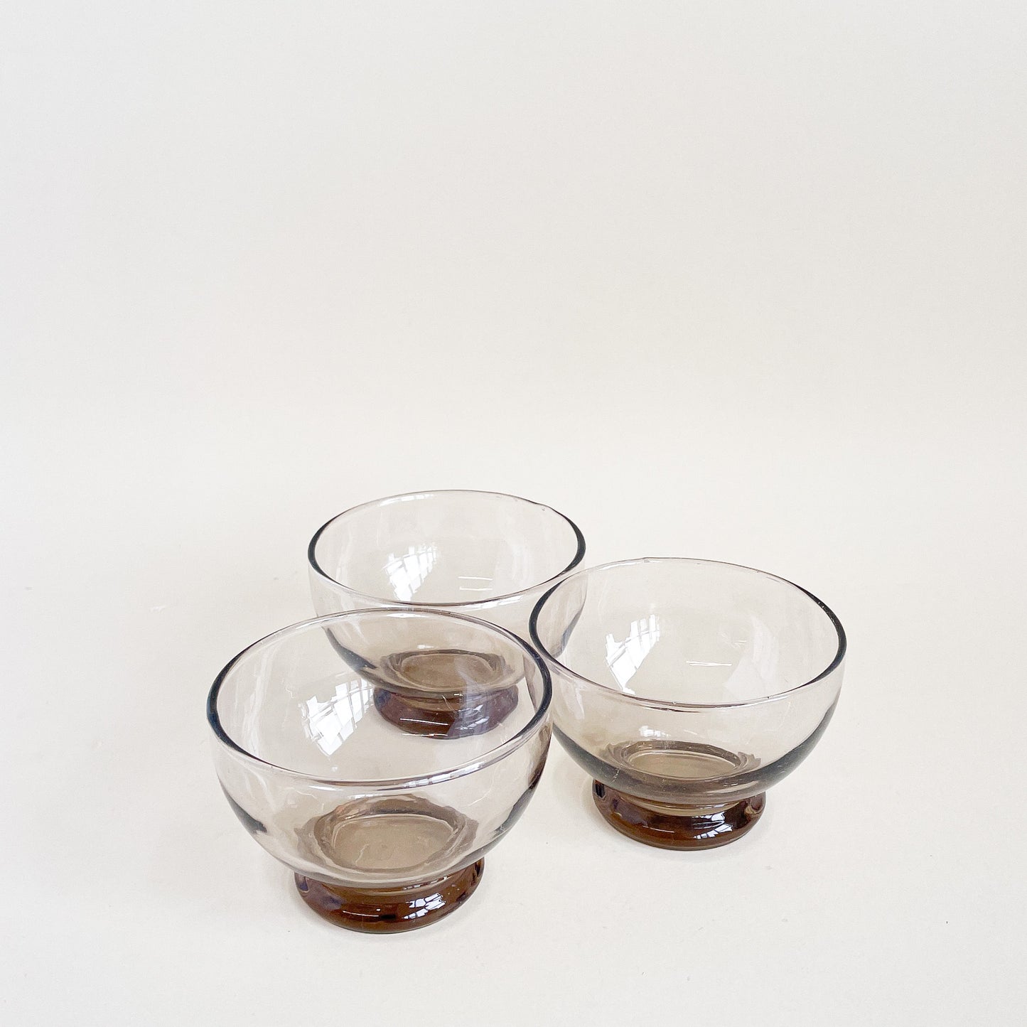 Dominion smoked glass bowls set