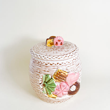 Ceramic cookie jar