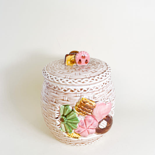 Ceramic cookie jar