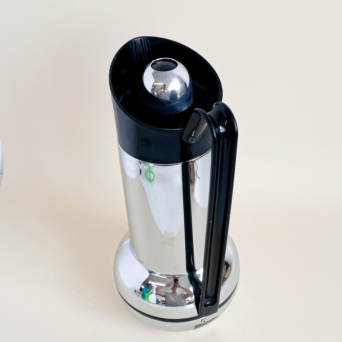 Studio Nova Japan insulated carafe