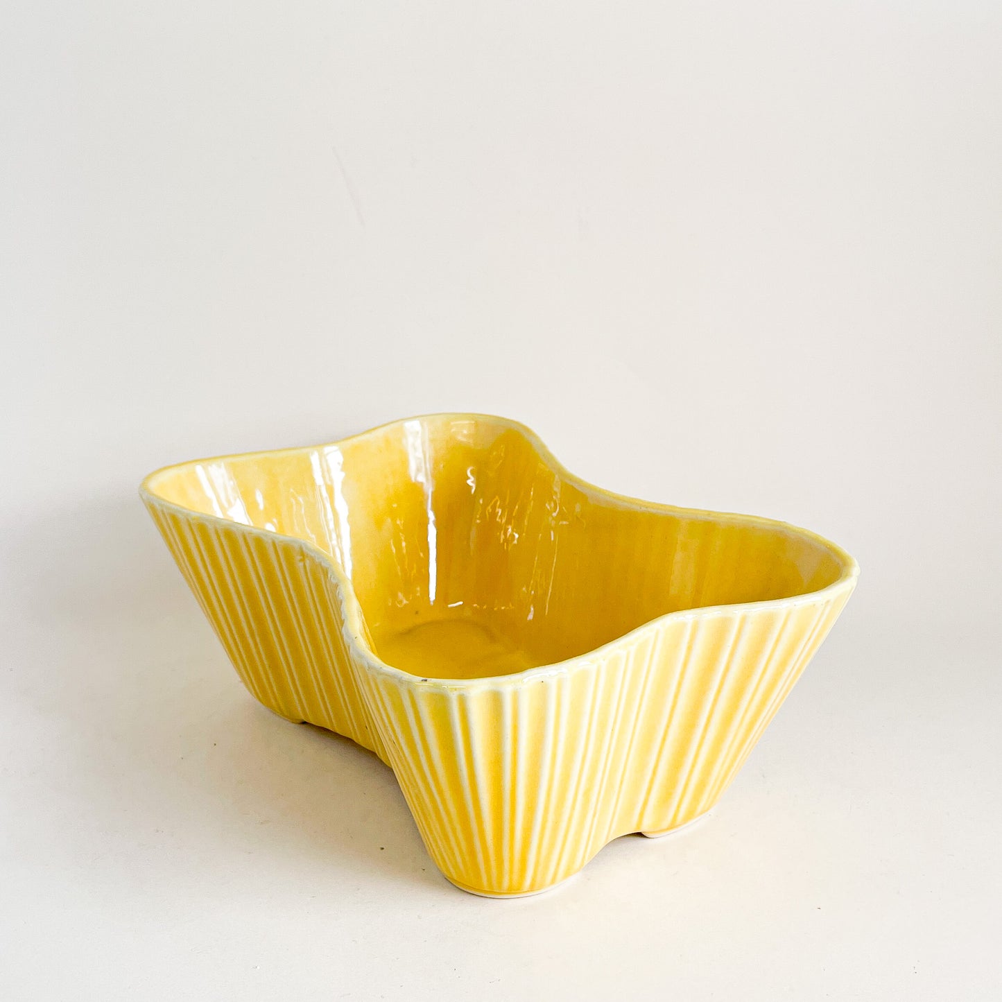 USA yellow ceramic wavy planter