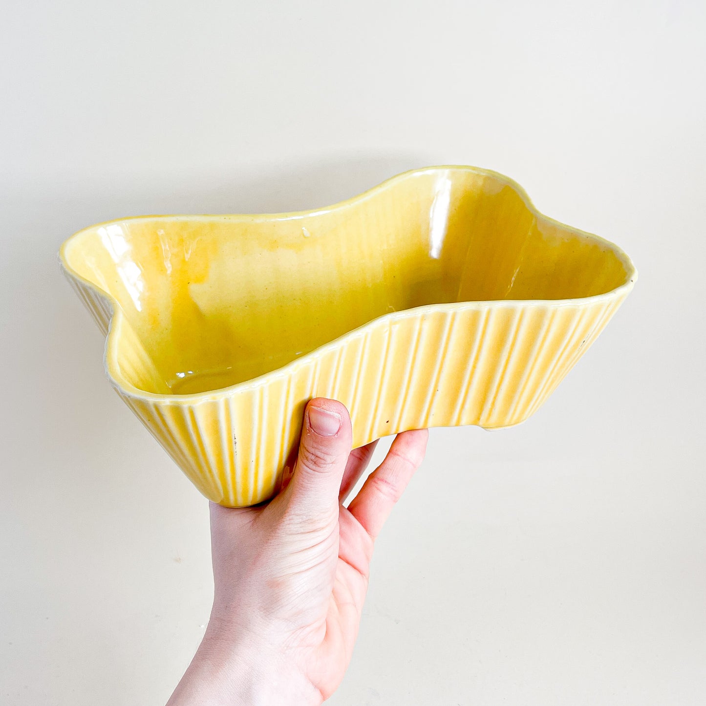 USA yellow ceramic wavy planter