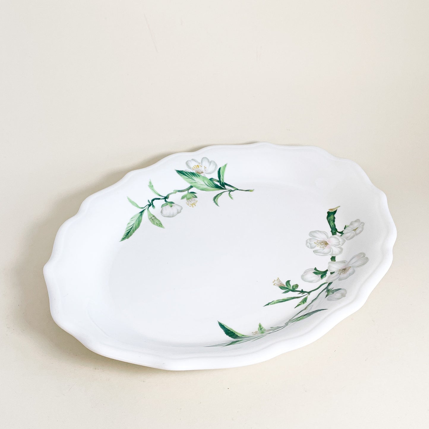 Syracuse Canada flower serving plate