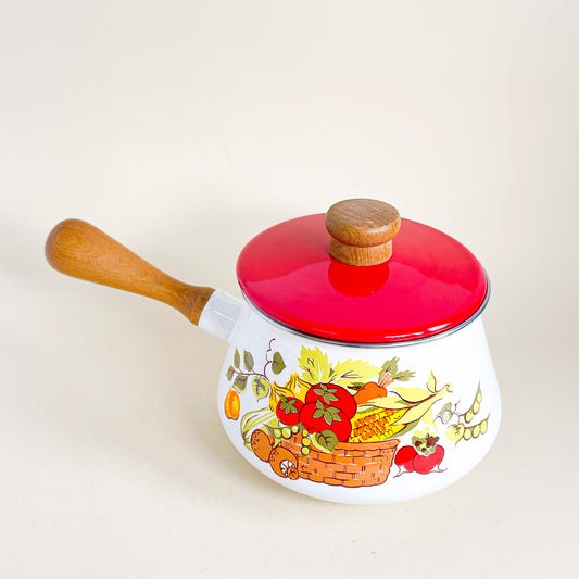 Vegetable basket print fondue dish