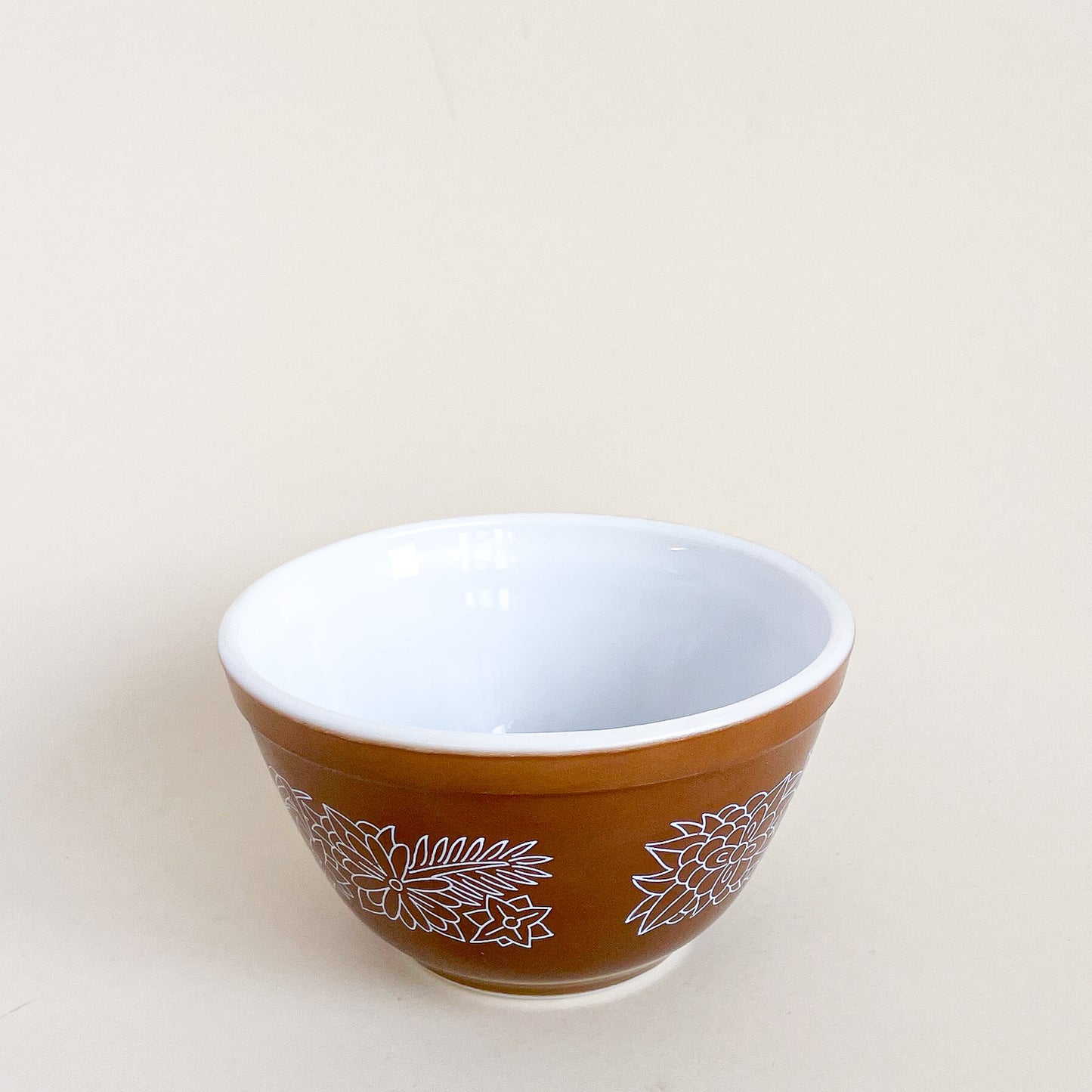 Pyrex 401 Woodland bowl