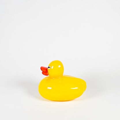 Canards jaunes en verre soufflé