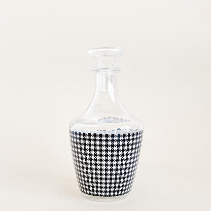 Carafe en verre pied-de-poule