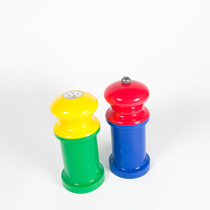 Color block salt and pepper duo