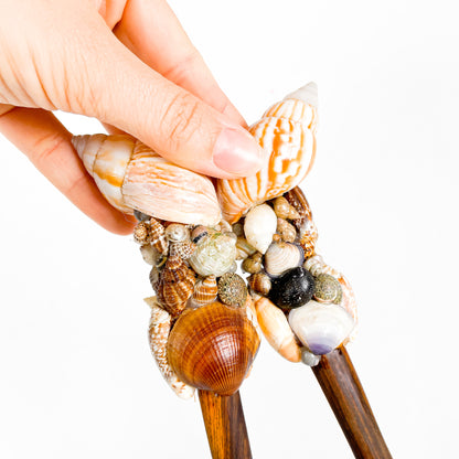 Wooden shell salad spoons