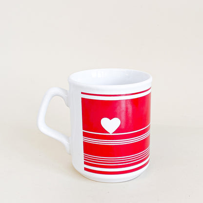 Tasse rouge & coeurs blancs