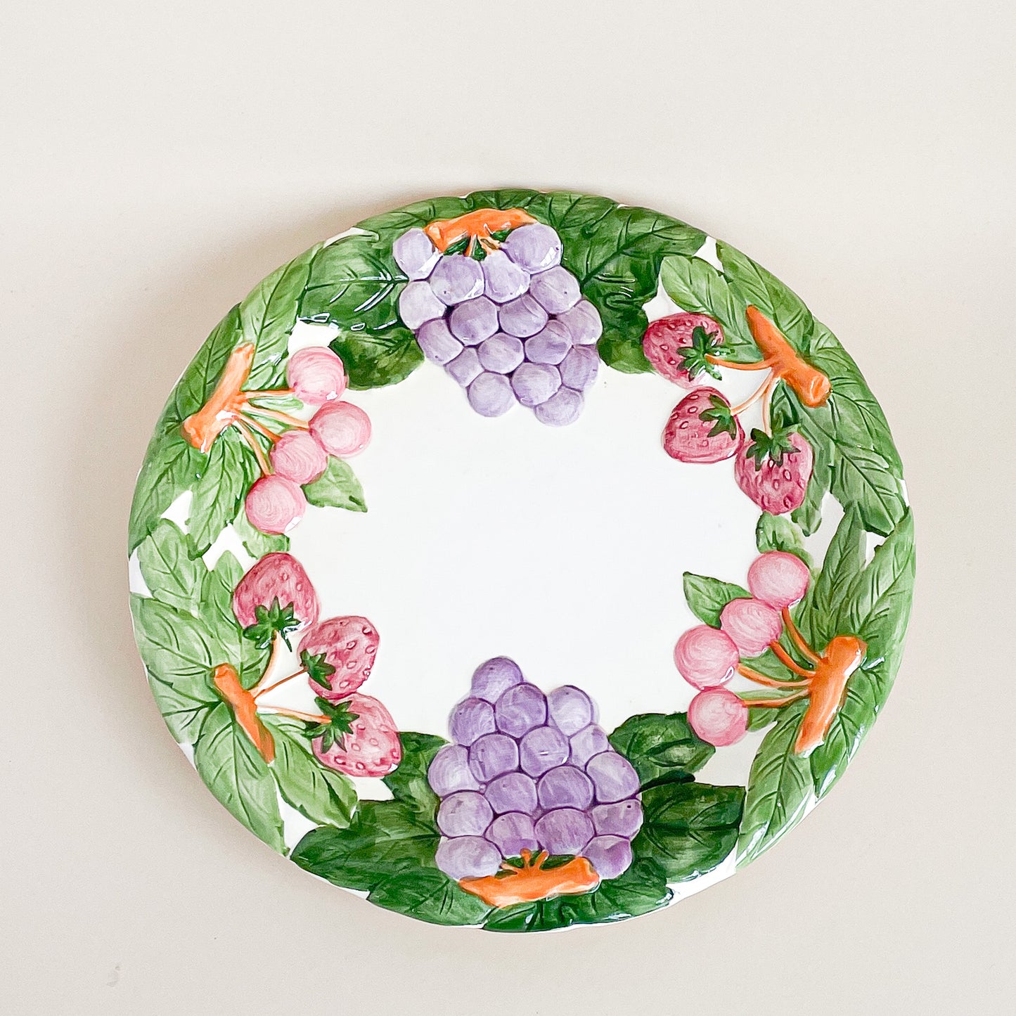 Large fruit serving plate