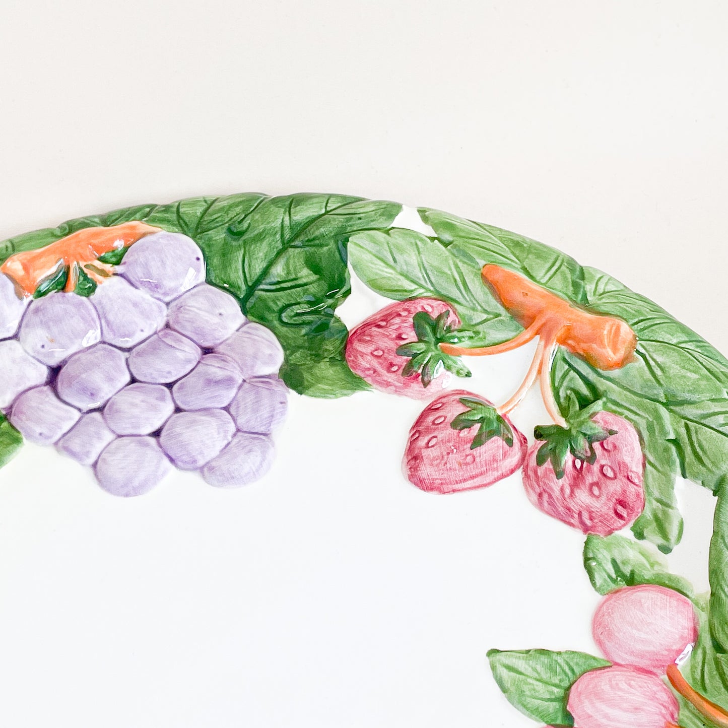 Large fruit serving plate