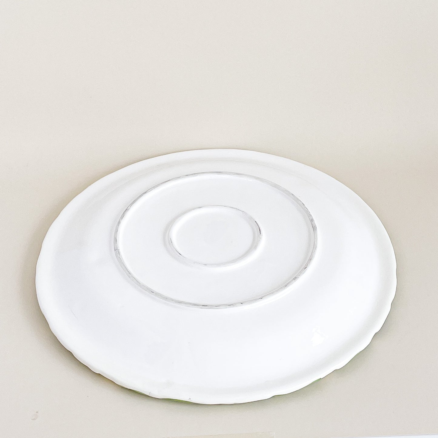 Large fruit serving plate